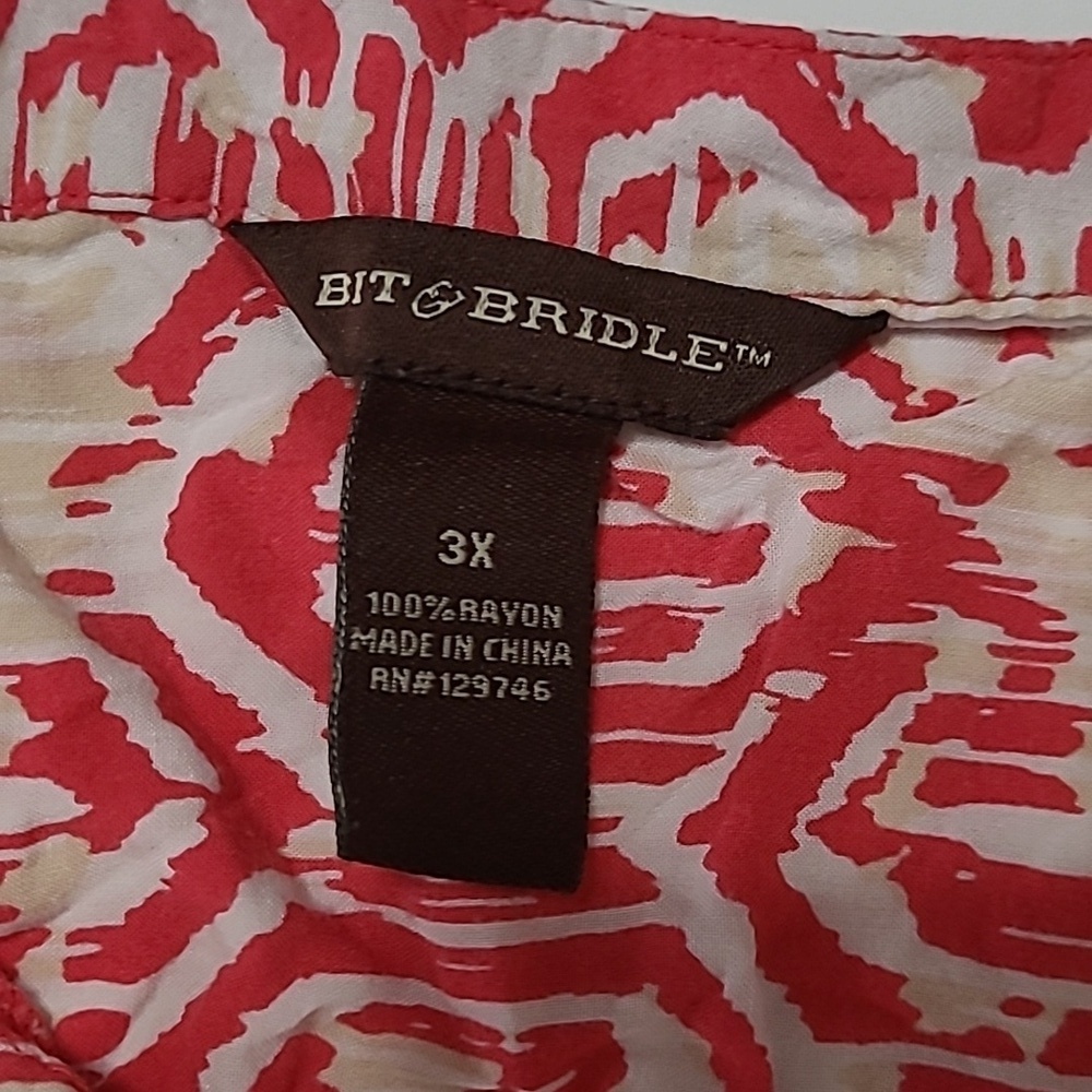 Bit & Bridle Light Red, Tan & White Patterned Blouse size 3X - Picture 4 of 7